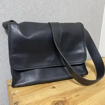 소메스 안장 숄더백 올 가죽 블랙 플랩 천연 가죽 소