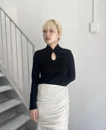 마메쿠로구치 mame suvin 코튼 저지 탑