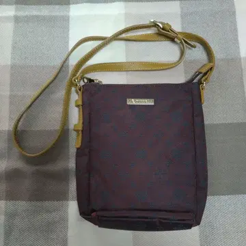 러셋 russet 나일론 숄더백