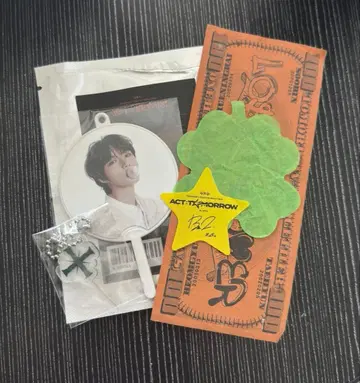 TXT 범규 미니 부채 키링 서울콘 일콘 피켓