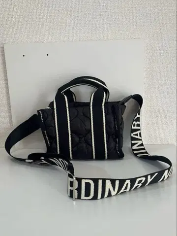 ZARA 퀼팅 숄더백 블랙