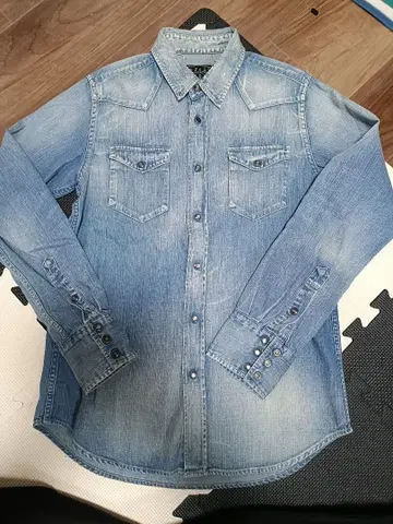 KURO 크로 데님 긴팔 셔츠