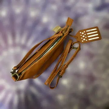 브라운 가죽 숄더백