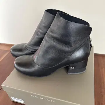 유코 이마니시+ 숏부츠 SHIRO 40