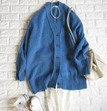 투모로우랜드 맥피 고급 라무 캐시미어 혼방 루즈 니트 가디건 블루
