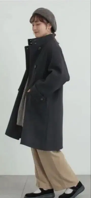 [택 포함 미사용] 이번 시즌 구매 울 라이크 스탠드넥 코트 차콜