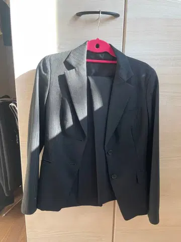 블랙 정장 세트 ( 자켓 슬랙스 )