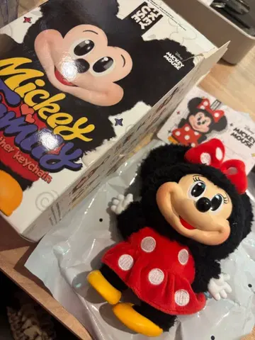 POP MART 미키 패밀리 미니