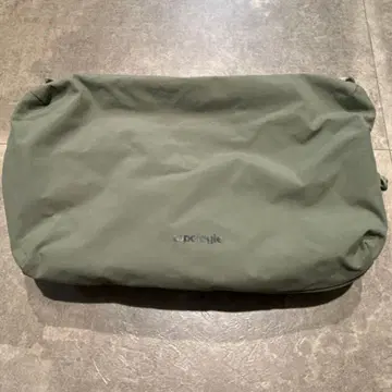 topologie 토폴로지 숄더백 모스 Large