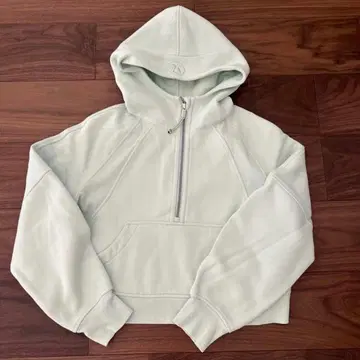 민트 그린 후드 부착 크롭 후드티