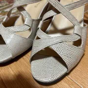 베네슈 샌들 24cm