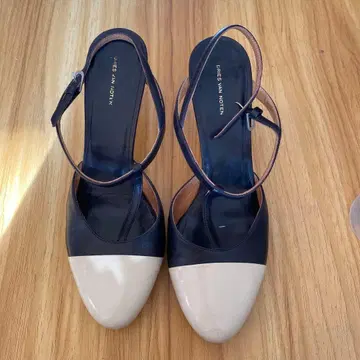 DRIES VAN NOTEN 펌프스