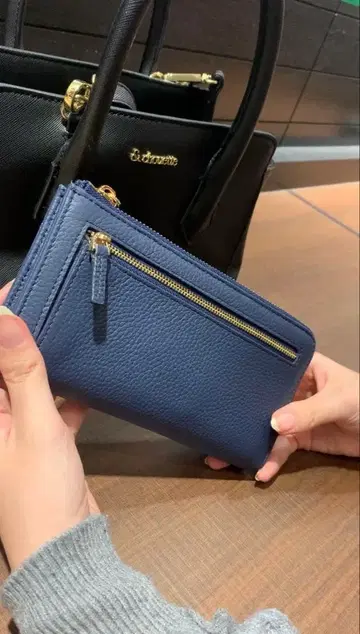 네이비 가죽 장지갑 골드 지퍼