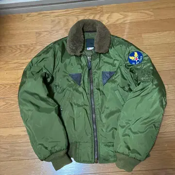 US AIR FORCE 점퍼 L 사이즈 올리브 그린