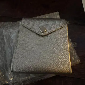 TRIALOGUE STUDIO 이단 오리지널 메탈릭 가죽 지갑