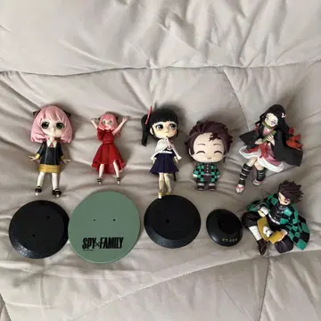 SPYFAMILY 귀멸의 칼날 피규어 세트