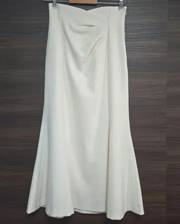 CELFORD 아이보리 플레어 스커트 36