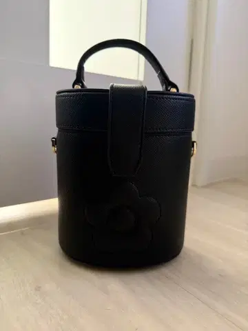 MARY QUANT LILY BROWN 블랙 숄더백