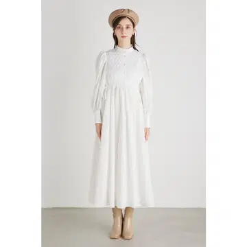 rienda 퀼팅 베스트 플레어 원피스 화이트