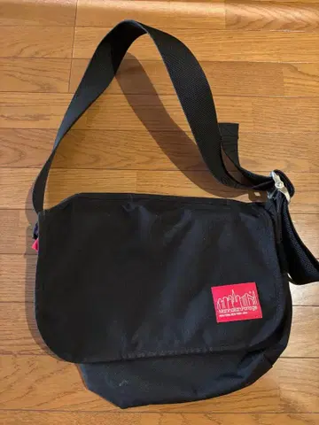 맨하탄 포티지 블랙 메신저 백