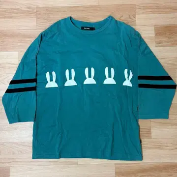 CUNE 풋볼 TEE 5부 기장