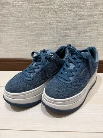 마이클코어스 HAYES 데님 스니커즈