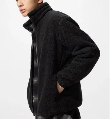 유니클로 보아 플리스 자켓 블랙 XL 사이즈