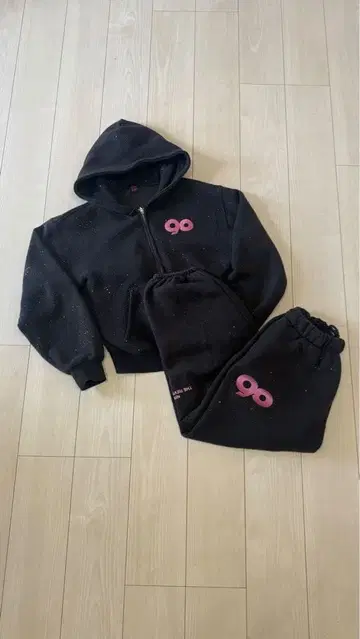 9090 girl 맨투맨 셋업