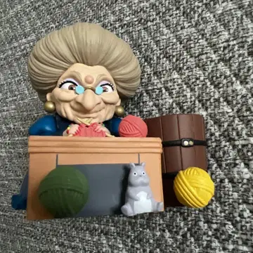 센과 치히로의 행방불명 도장꽂이/펜 스탠드 제니바