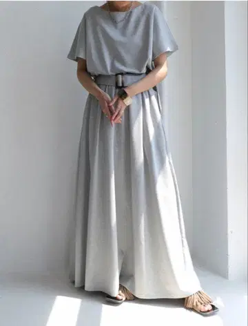 그레이 롱 티셔츠 원피스 벨트 포함 안티카
