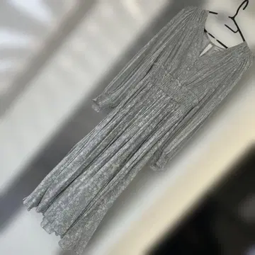 코코딜 꽃무늬 그레이 플레어 롱 원피스 사이즈 1