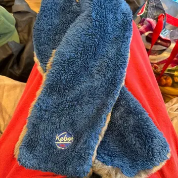 케보즈 플리스 머플러 파랑 덤으로 장갑