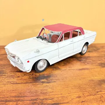 [ 전체 길이 25cm ] 스카이라인 2000GT-B 닛산 브리키 미니카