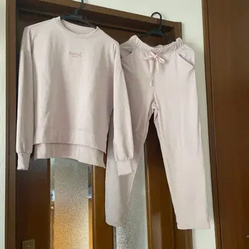 TENTIAL S 사이즈 맨투맨 최종 가격 인하