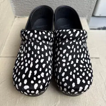 dansko Professional 37