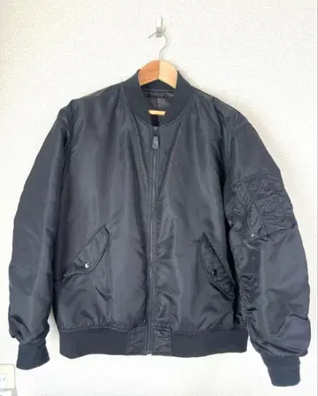 블랙 MA-1 플라이트 자켓