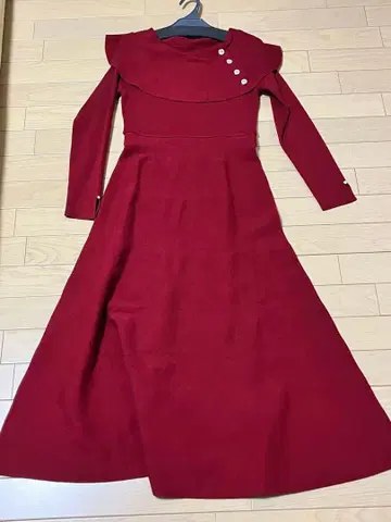 프로포션 바디 드레싱 케이프 니트 원피스 레드 PS