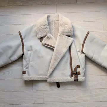 MURUA 무스탕 자켓