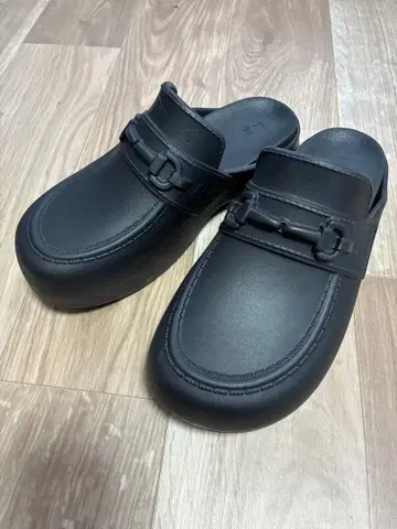 블랙 클로그 샌들 39