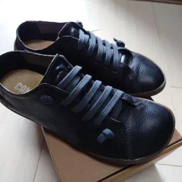 캠퍼 블랙 가죽 로우컷 스니커즈 38