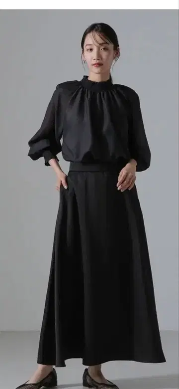 nano universe 빈티지 새틴 플레어 롱 스커트