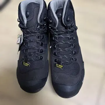 캐러밴 고어텍스 27.0EEEcm