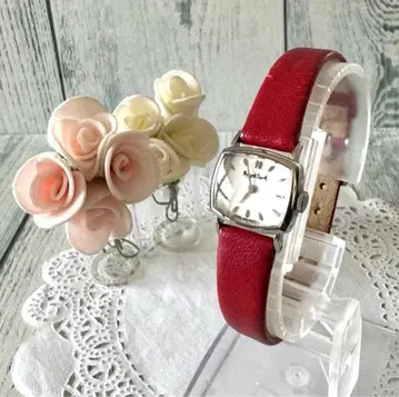 [ 레어 ] MARGARET HOWELL 스퀘어 실버 손목시계 하우엘