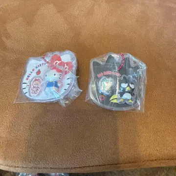 산리오 캐릭터즈 패키지 참 키티와 배드바츠마루