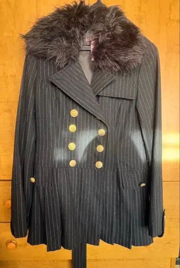 LIZLISA 리즈리사 퍼 코트 겨울 의류 블랙