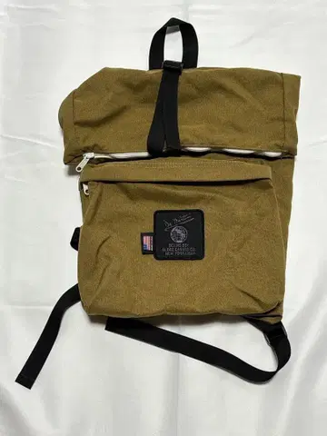 올리브 베이지 롤탑 백팩