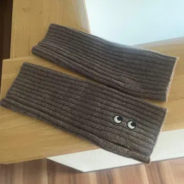 유니클로 아냐밴드마치 캐시미어 니트 암워머