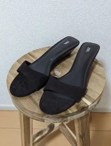 [ 샌들 ] ZARA 스웨이드 웨지 샌들