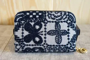 미나 페르호넨 원단 코인 케이스