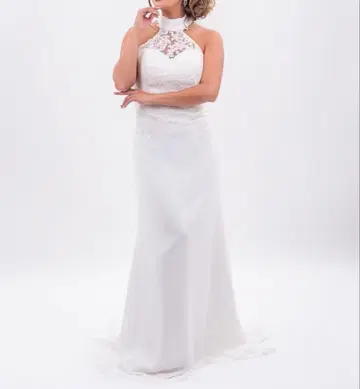 화이트 하이넥 레이스 웨딩 드레스